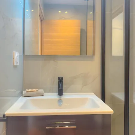 Le Santa By Apirent #climatisation #plage #vue Apartment Cannes