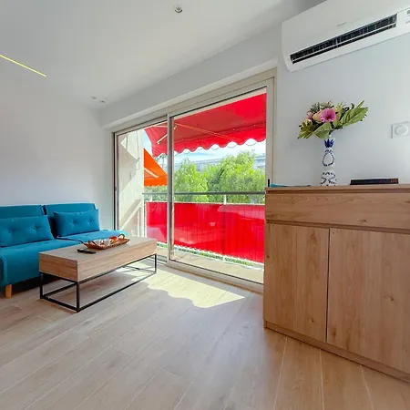 Le Santa By Apirent #climatisation #plage #vue Apartman Cannes