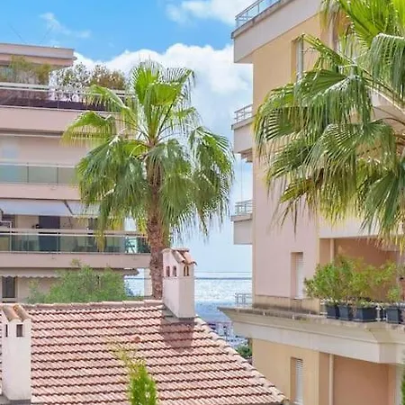 Le Santa By Apirent #climatisation #plage #vue Cannes
